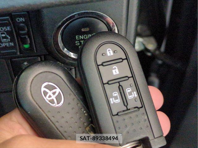 Toyota TANK 2017-08 6998649-12