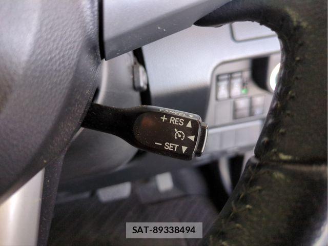 Toyota TANK 2017-08 6998649-27