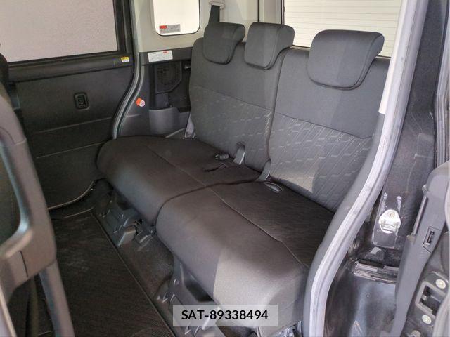 Toyota TANK 2017-08 6998649-4