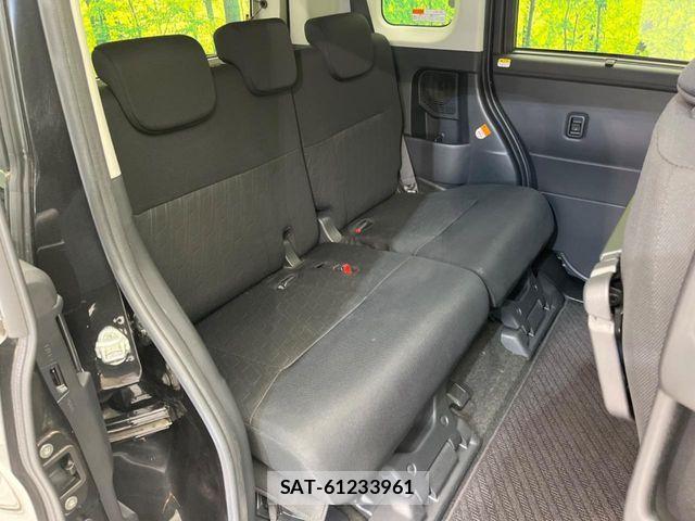 Toyota TANK 2019-04 7021728-8