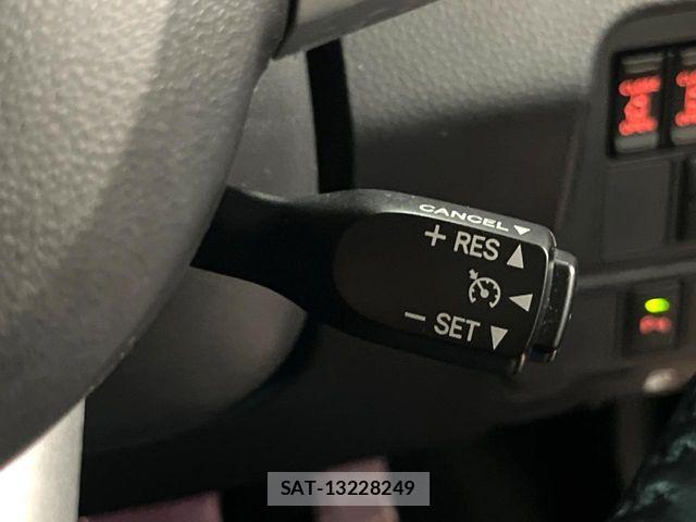 Toyota TANK 2019-06 7060997-4