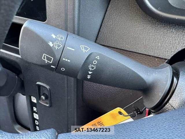 Toyota TANK 2019-07 7225856-24