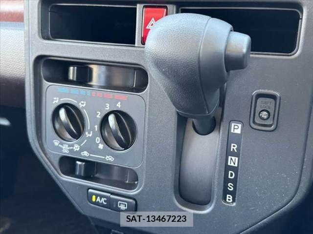 Toyota TANK 2019-07 7225856-6