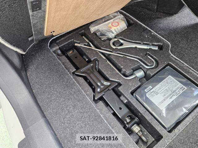 Toyota TANK 2019-08 7225857-16