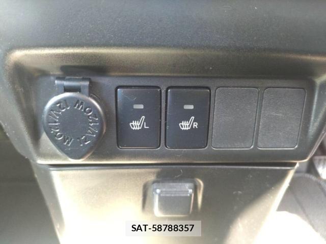 Toyota TANK 2018-08 7252518-18