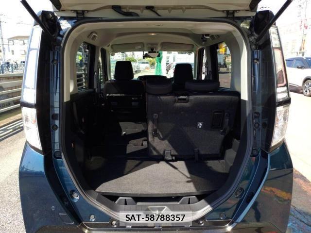 Toyota TANK 2018-08 7252518-25