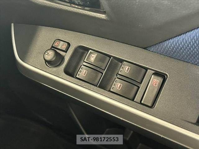 Toyota TANK 2019-07 7252512-26