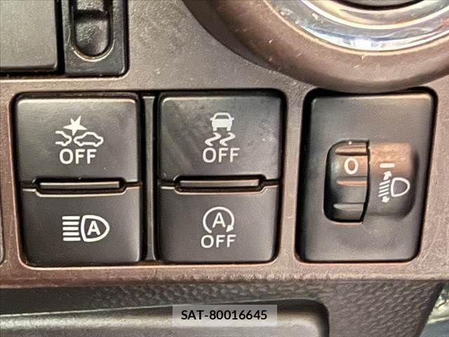 Toyota TANK 2019-06 7273082-5