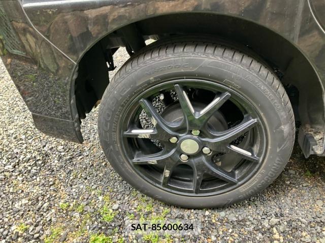 Toyota TANK 2019-08 7273085-4