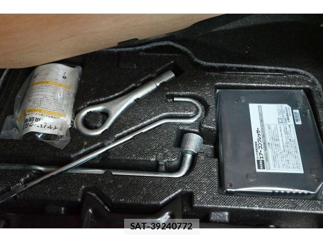 Toyota TANK 2019-08 7360094-13