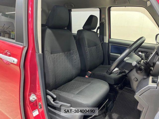 Toyota TANK 2017-07 7394423-8