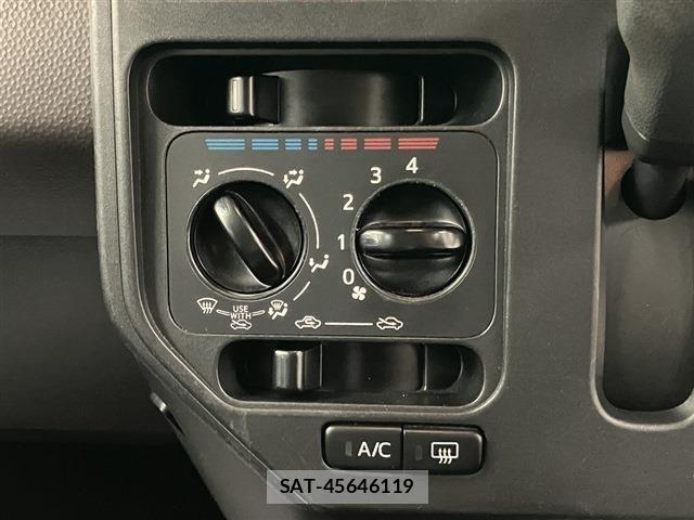 Toyota TANK 2018-06 7394421-12