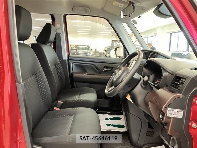 Toyota TANK 2018-06 7394421-14