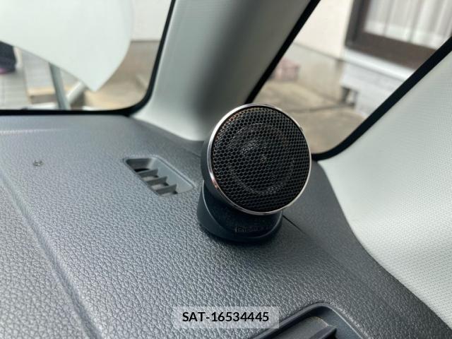 Toyota TANK 2018-01 7394422-21