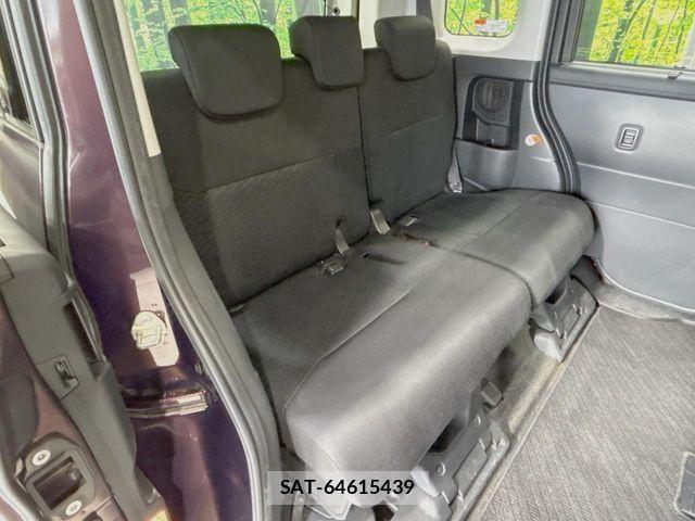 Toyota TANK 2018-06 7458262-9
