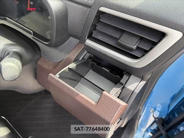 Toyota TANK 2019-05 7562963-28