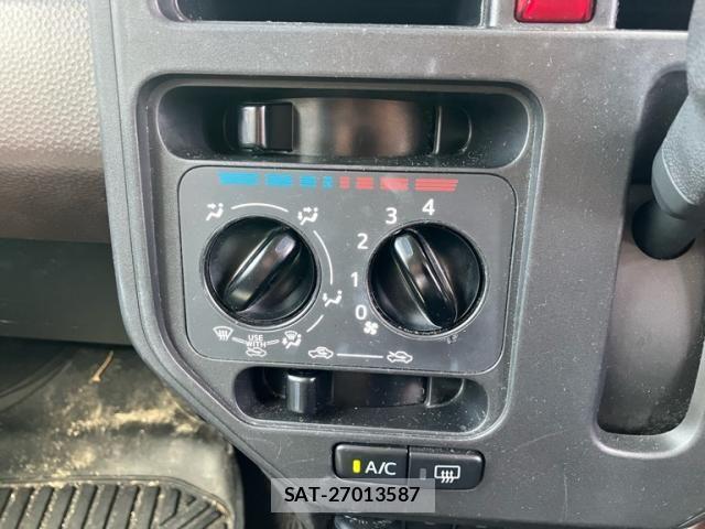 Toyota TANK 2019-05 7620670-20