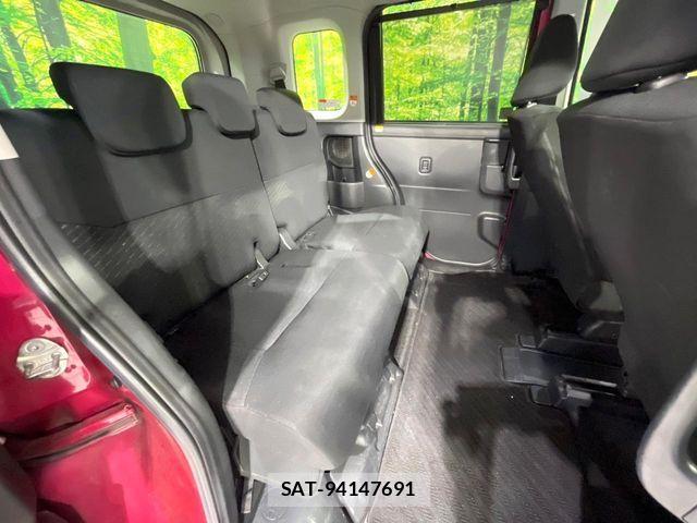 Toyota TANK 2018-02 7620671-8