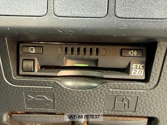 Toyota TANK 2018-09 7620665-29