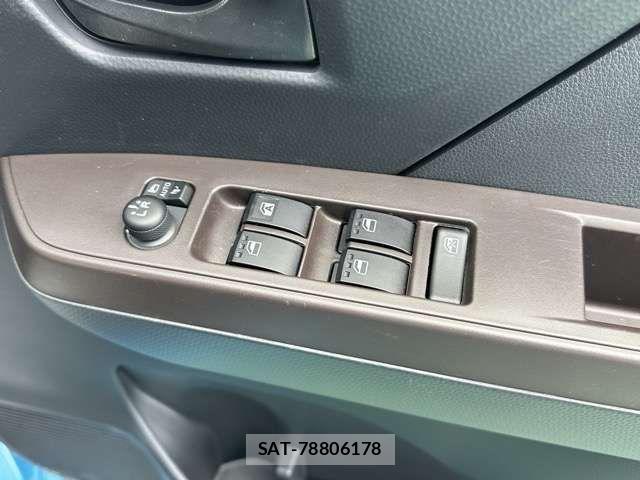 Toyota TANK 2018-07 7620656-13