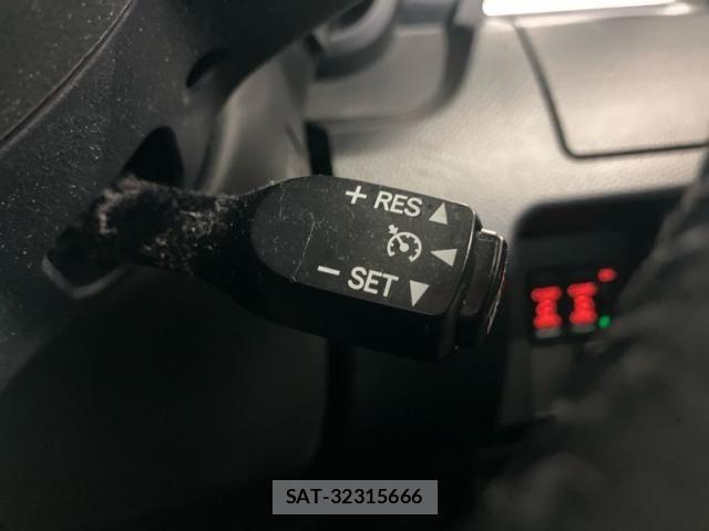 Toyota TANK 2018-06 7620672-13