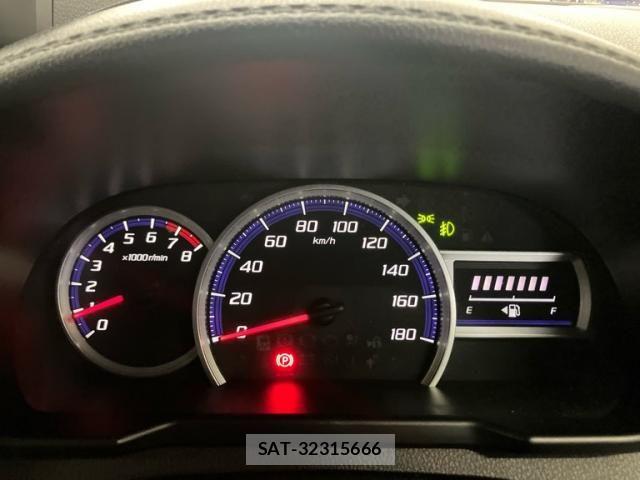 Toyota TANK 2018-06 7620672-14