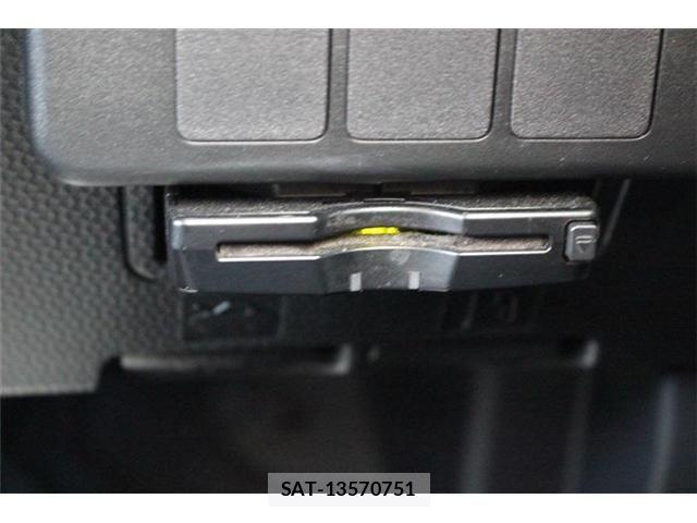 Toyota TANK 2018-04 7620653-3