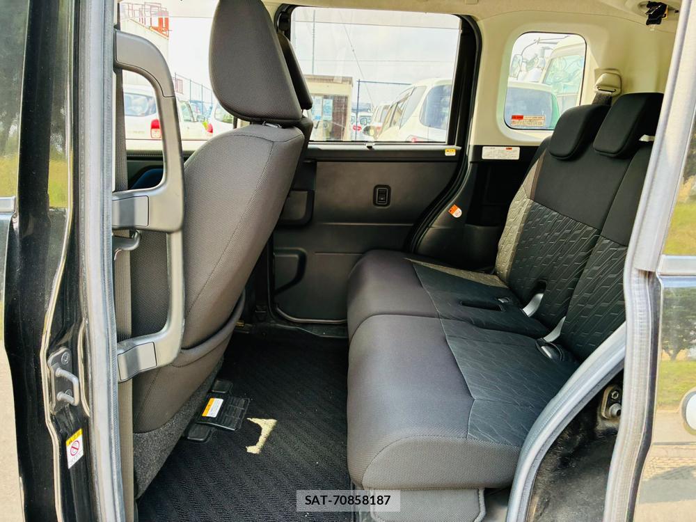 Toyota TANK 2019-06 7466584-9