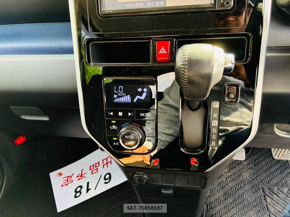 Toyota TANK 2019-06 7466584-19