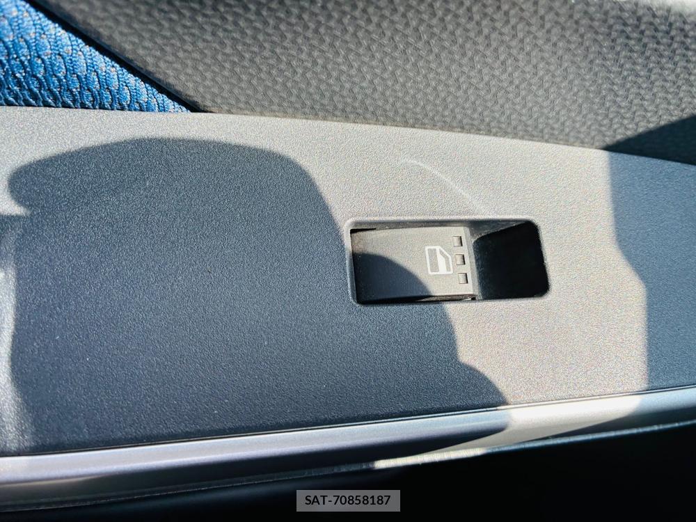 Toyota TANK 2019-06 7466584-23