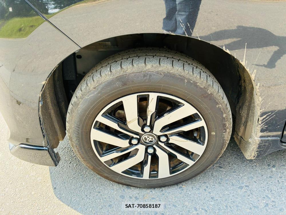 Toyota TANK 2019-06 7466584-29