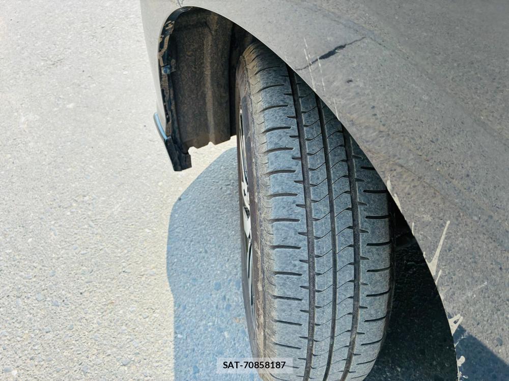 Toyota TANK 2019-06 7466584-31