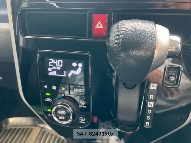 Toyota TANK 2017-07 7879851-13
