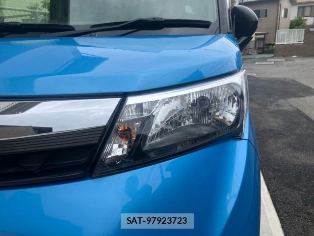 Toyota TANK 2019-04 7903489-3
