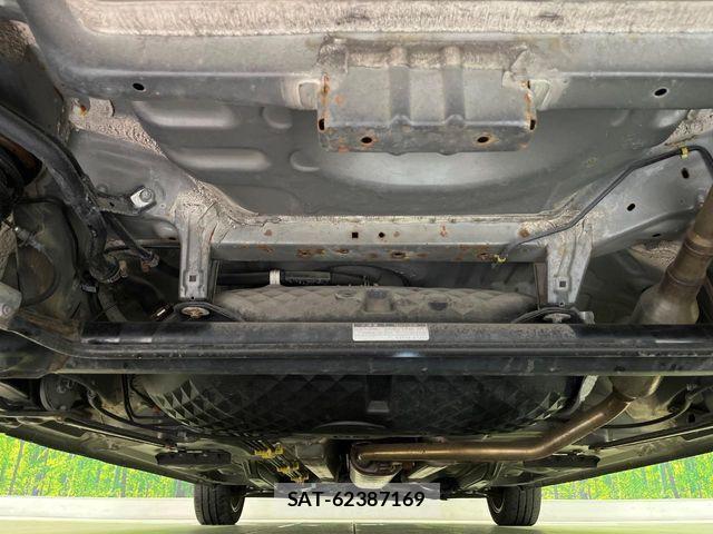 Toyota TANK 2017-01 7964040-18