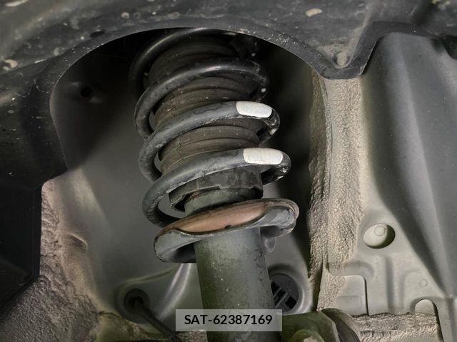 Toyota TANK 2017-01 7964040-19