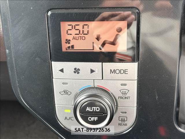 Toyota TANK 2019-05 7964039-12