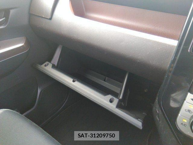 Toyota TANK 2016-12 7981253-28