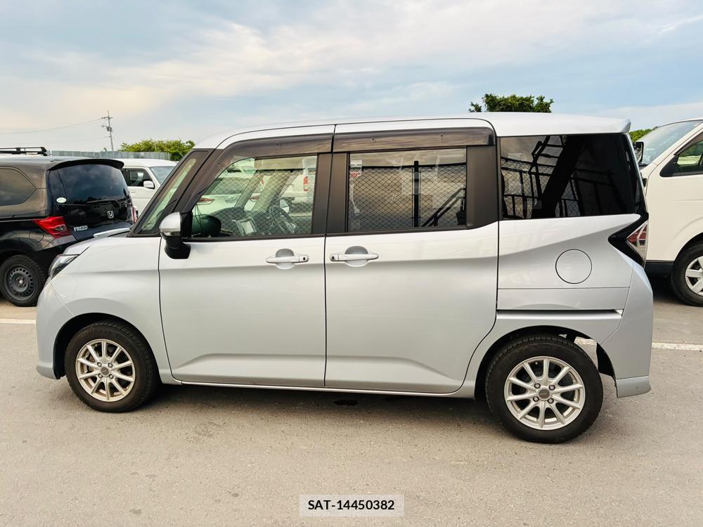 Toyota TANK 2019-07 7933411-1