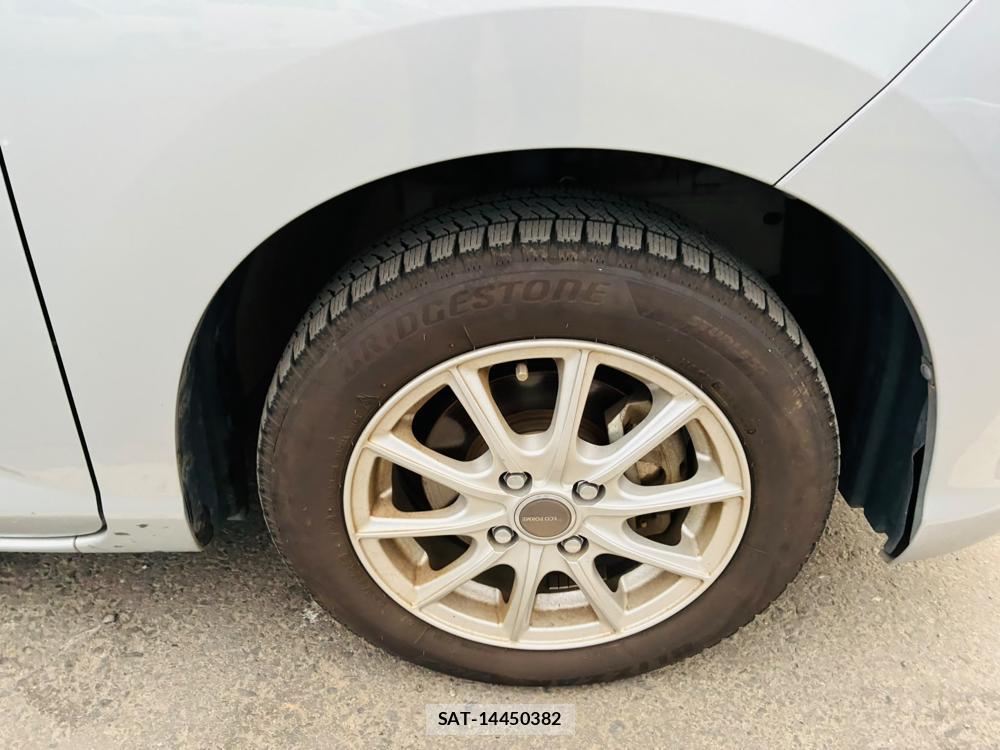 Toyota TANK 2019-07 7933411-28