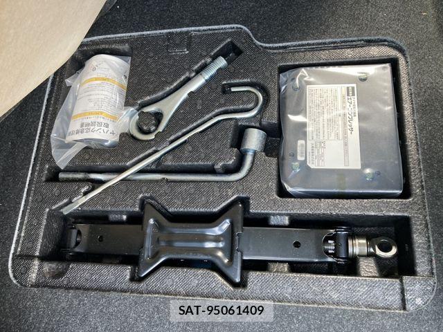 Toyota TANK 2018-06 7981254-25