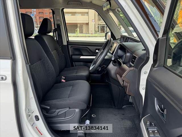Toyota TANK 2019-06 8102204-15