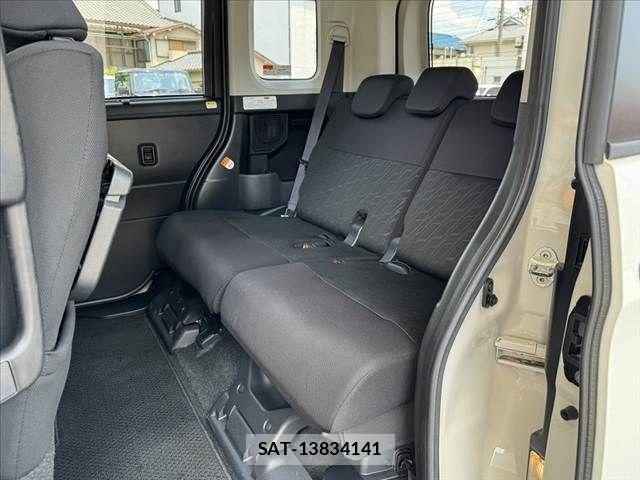 Toyota TANK 2019-06 8102204-18