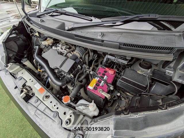 Toyota TANK 2018-09 8146819-11