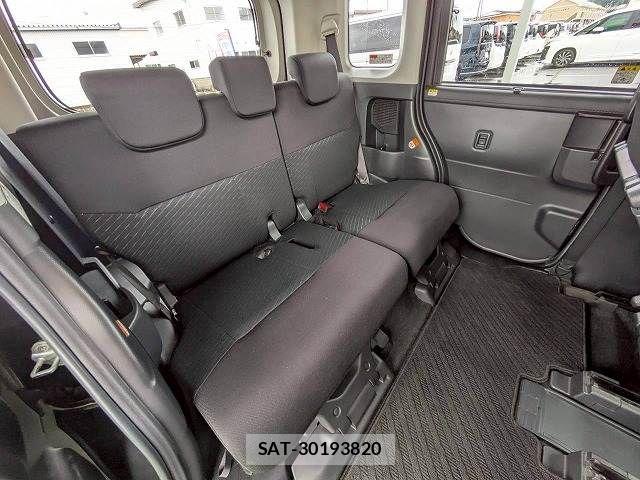 Toyota TANK 2018-09 8146819-7