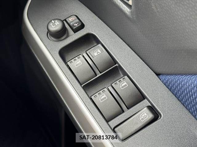 Toyota TANK 2019-09 8210550-24