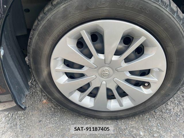Toyota TANK 2017-06 8210559-2