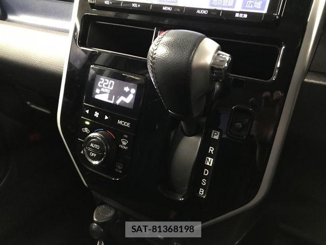 Toyota TANK 2017-07 8210554-15