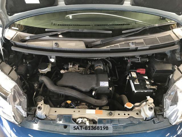 Toyota TANK 2017-07 8210554-29
