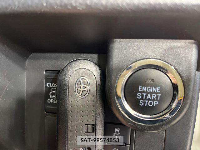Toyota TANK 2020-02 8210547-7